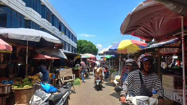 Suasana Pasar Pasir Gintung Bandar Lampung. | Foto: Sinta Yuliana/Lampung Geh