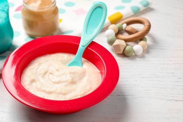 Ilustrasi porsi makan bayi 7 bulan yang ideal (Sumber: Pexels)