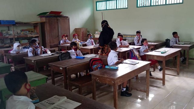 Ilustrasi: Kegiatan belajar mengajar di salah satu sekolah dasar (SD). (Foto: Dok Istimewa)