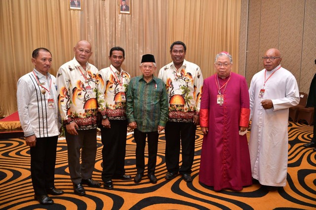 Wapres Ma'ruf Amin Bertemu Pj Gubernur Papua Selatan Apolo Safanpo beserta Anggota Forkopimda Provinsi Papua Selatan. Foto: Dok. Setwapres/KIP