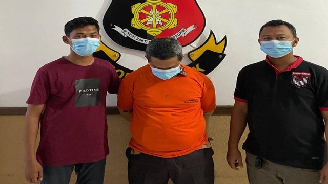 Pelaku pencabulan siswi MTs di Kabupaten Siak, Riau, ditangkap Polres Siak. (Dok. Polres Siak)