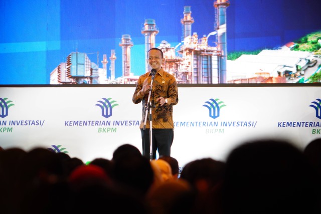 Menteri Investasi Bahlil Lahadalia dalam Rapat Koordinasi Nasional Investasi 2022 di Ritz Carlton, Jakarta, Rabu (30/11/2022).  Foto: Dok. Kementerian Investasi 