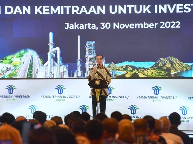 Presiden Joko Widodo dalam rapat koordinasi nasional investasi 2022 di Jakarta. Foto: Istimewa