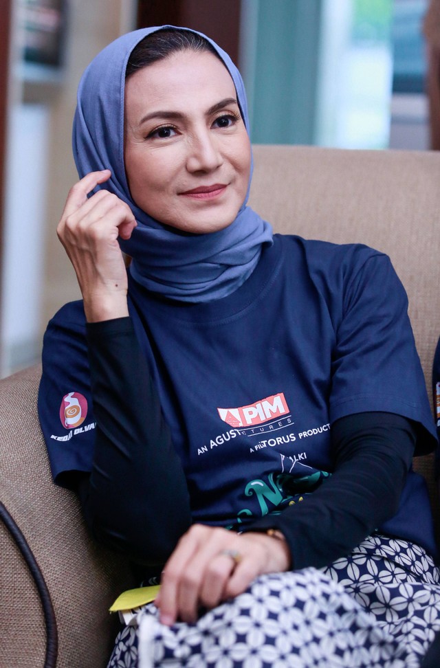 Pemain film Nagih Janji Cinta, Wanda Hamidah, saat konferensi pers di Epicentrum, Jakarta, (1/12/2022). Foto: Agus Apriyanto