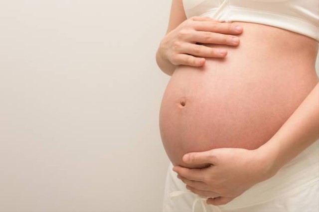 Ilustrasi risiko hamil di atas usia 35 tahun (Sumber: Pexels)