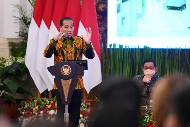 Foto Hires Presiden Jokowi Menyampaikan Pidato Kunci dalam Acara Kompas100 CEO Forum Tahun 2022, Istana Negara, Jakarta, Jumat (2/12/2022). Foto: Muchlis Jr/Biro Pers Sekretariat Presiden