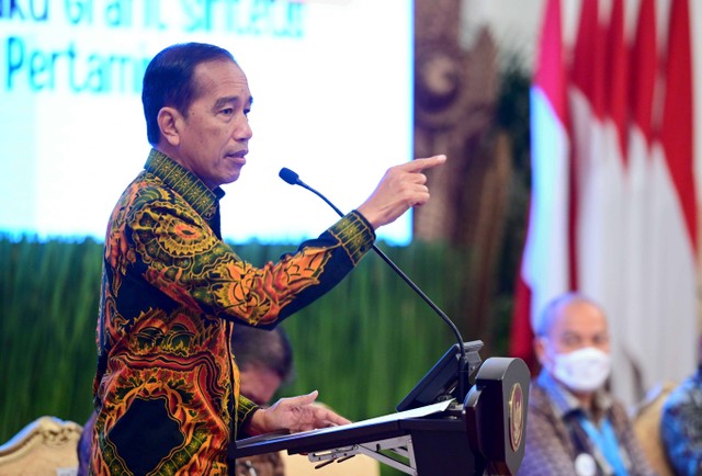 Foto Hires Presiden Jokowi Menyampaikan Pidato Kunci dalam Acara Kompas100 CEO Forum Tahun 2022, Istana Negara, Jakarta, Jumat (2/12/2022). Foto: Muchlis Jr/Biro Pers Sekretariat Presiden