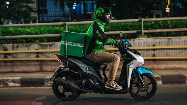  GoSend Sameday adalah jenis layanan pengantaran barang dari Gojek. Foto: Dok. Tokopedia