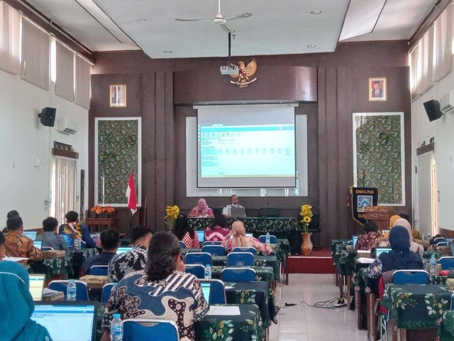 Bimbingan Teknis Updating Data Aparatur Kalurahan yang Dipandu oleh CRI