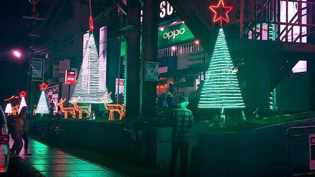 Suasana natal di Kota Manado 