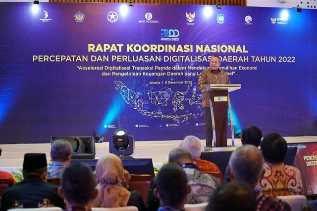 Gubernur Bank Indonesia (BI) Perry Warjiyo dalam Rakornas Percepatan dan Perluasan Digitalisasi Daerah Tahun 2022, Selasa (6/12/2022). Foto: Dok. Bank Indonesia