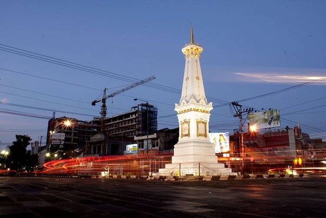 Ilustrasi Tugu Kota Yogyakarta. Sumber foto: pmperizinan.jogjakota.go.id