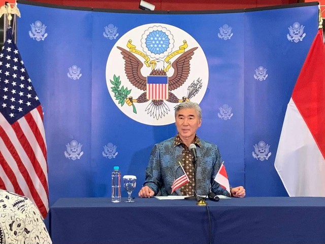 Duta Besar Amerika Serikat (AS) untuk Indonesia, Sung Y. Kim, saat konferensi pers di Kedubes AS di Jakarta pada Rabu (7/12). Foto: Jemima Shalimar/kumparan