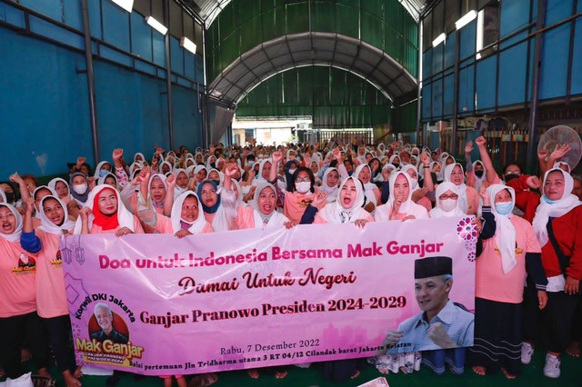 Relawan Mak Ganjar DKI Jakarta menggelar doa bersama untuk Indonesia di Balai Warga Kecamatan Cilandak, Jakarta Selatan pada Rabu (7/12) sore. Foto: Dok. Istimewa