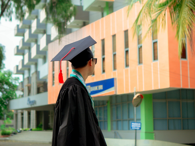 Ilustrasi cara menghitung IPK semester. Sumber: www.unsplash.com.