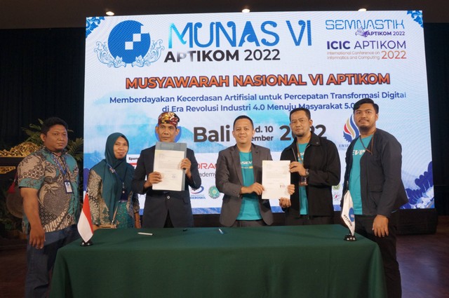 Penandatanganan MoU SEVIMA Platform dengan Universitas Muhammadiyah Parepare