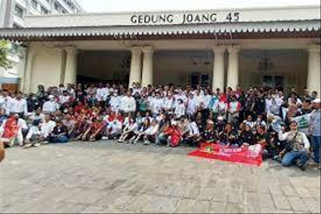 Jaringan Relawan dan Loyalis Moeldoko dalam Acara Deklarasi Aliansi Simpatisan Moeldoko di Gedung Joang 45, Jakarta ( Minggu 27/09/2022)