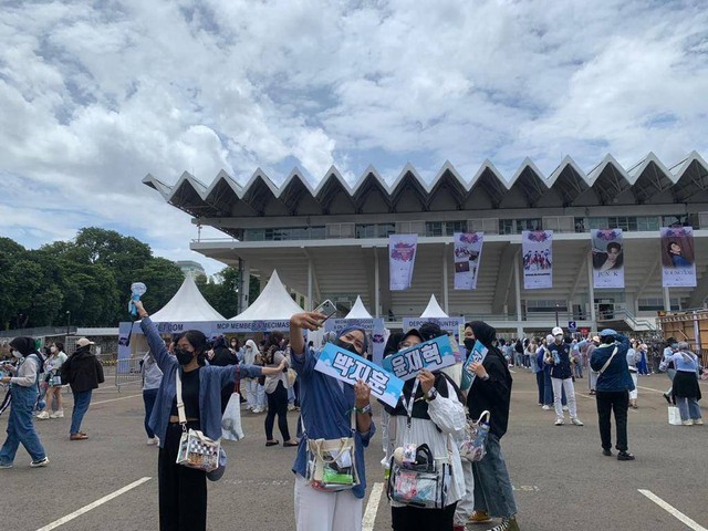 Suasana lokasi konser saranghaeyo Indonesia di Istora Senayan Jakarta. Foto: Mutiara Oktaviana/kumparan