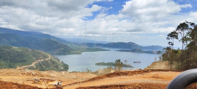 Kawasan operasi PT Aneka Tambang Site Moronopo, Desa Maba Pura, Kecamatan Maba, Halmahera Timur, Maluku Utara. Dokumentasi: JATAM - AMAN