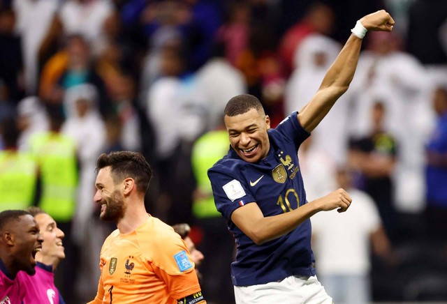 Kylian Mbappe dari Prancis berselebrasi setelah pertandingan melawan Inggris di perempat final Piala Dunia 2022 di Stadion Al Bayt, Al Khor, Qatar - 11 Desember 2022. Foto: Hannah McKay/REUTERS