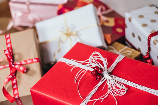 Kata-kata Ucapan Terima Kasih Atas Pemberian Hadiah. Foto: Unplash/freestocks