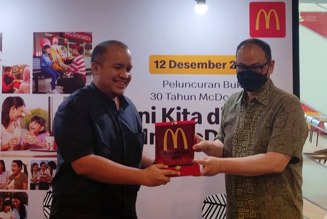Acara peluncuran buku McDonald's pada Senin, (12/12/2022). Foto: Dok. McDonald's Indonesia