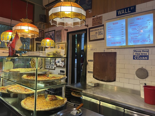 Pizza Place. Sumber foto : ranisya ( milik pribadi )