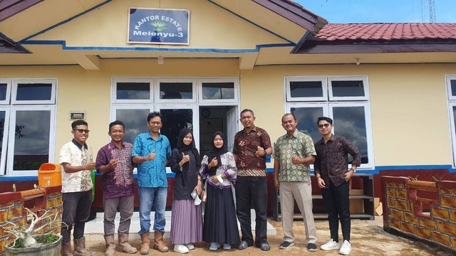 Foto bersama kunjungan ke DNS, Kalimantan Timur. Foto: Agroteknologi UMY