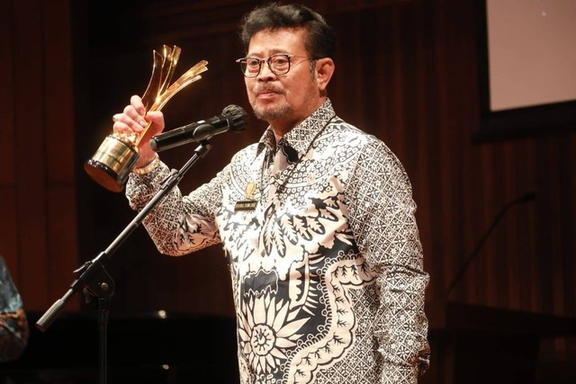 Mentan Syahrul Yasin Limpo saat hadir di Gatra Awards yang di helat di Soehana Hall, The Energy Building, SCBD Lot Jakarta. Foto: Dok. Kementan