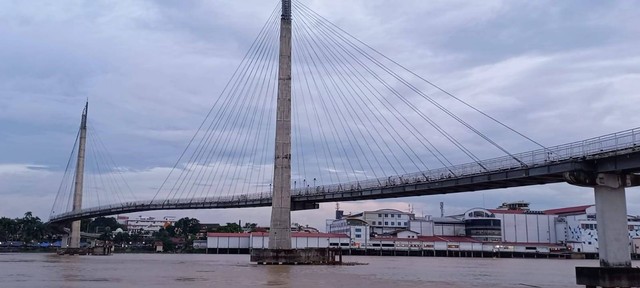 Jembatan Gentala Arasy, ikon masyarakat Seberang Kota Jambi