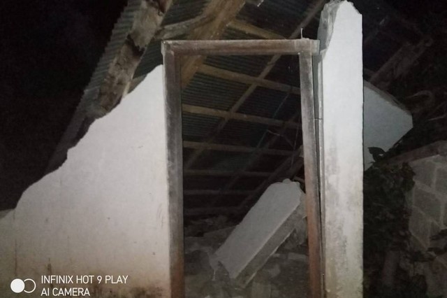 Ilustrasi rumah rusak pasca gempa 5,2 magnitudo di Bali. Foto: Dok. BPBD Karangasem