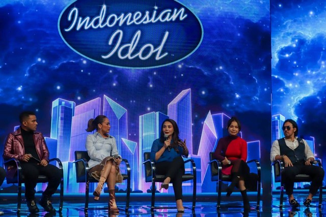 Juri Indonesian Idol XII bersama perwakilan RCTI. Foto: Dok. Istimewa