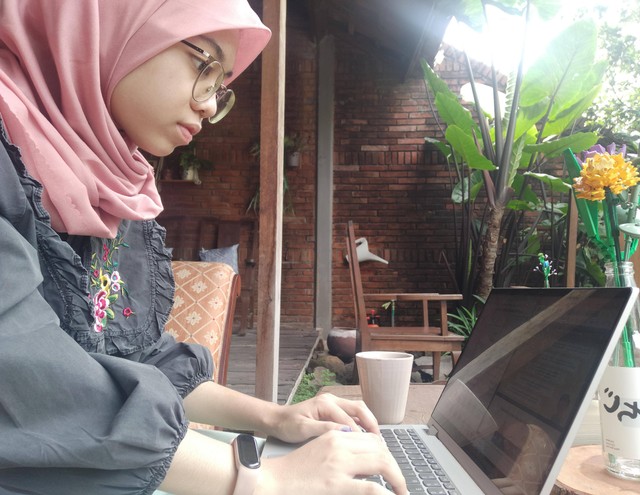 Berkat Studi Independen, Bisnis Kue dan Konten Digital Ikut Berkembang
