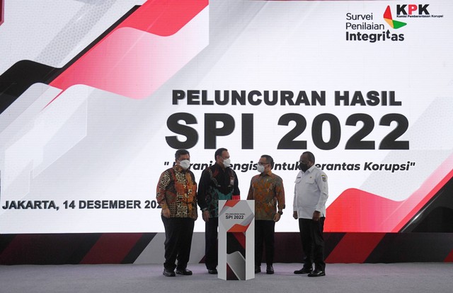 KPK Rilis Hasil Survei Penilaian Integritas 2022, Angka Nasional Capai ...