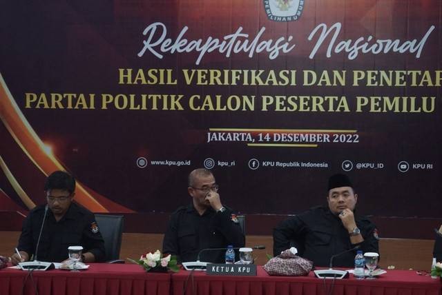 Suasana Rekapitulasi Nasional Hasil Verifikasi dan Penetapan Partai Politik Calon Peserta Pemilu 2024 di kantor KPU RI, Jakarta pada Rabu (14/12/2022). Foto: Iqbal Firdaus/kumparan