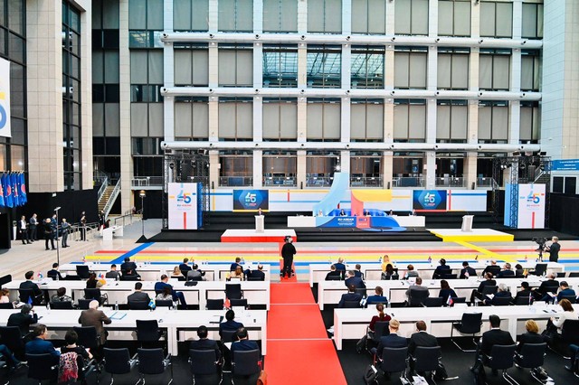 Presiden Joko Widodo saat pidato di KTT Peringatan 45 Tahun ASEAN-Uni Eropa (UE) di Gedung Europa, Brussels. Foto: Laily Rachev/Biro Pers Sekretariat Presiden