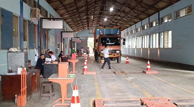 Demi Keselamatan, Dishub Bandar Lampung Ingatkan Angkutan Wajib Uji Kendaraan