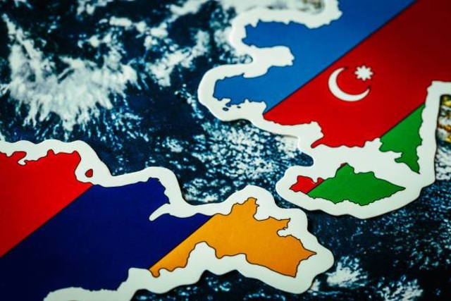 Sumber : https://www.istockphoto.com/id/foto/konflik-armenia-vs-azerbaijan-masalah-politik-dan-hubungan-yang-sulit-antara-kedua-gm1425625748-470047007