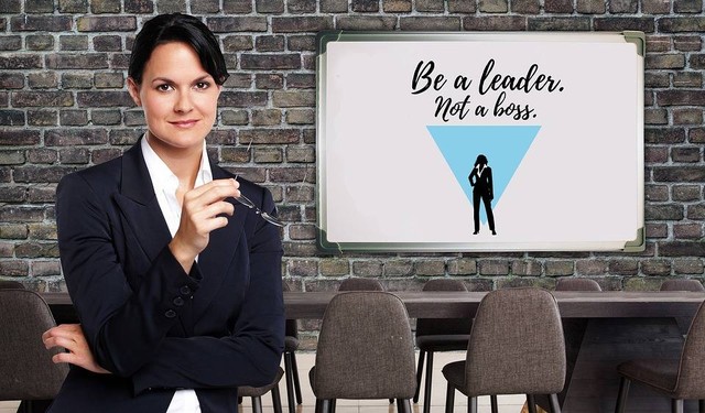 Ilustrasi wanita ketika menjadi pemimpin (sumber: https://pixabay.com/id/photos/pengusaha-unggul-bos-kepemimpinan-4133404/)