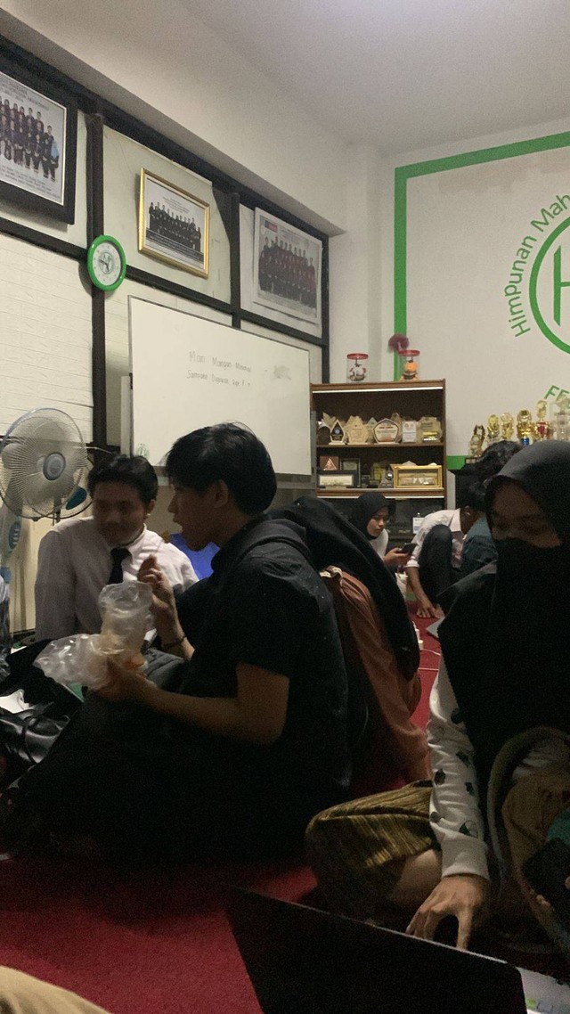 Pentingnya Penguasaan Bahasa Indonesia yang Baik dan Benar bagi Mahasiswa