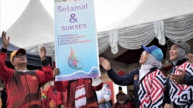 Pembukaan Pekan Olahraga Provinsi Sulawesi Barat di Anjungan Pantai Manakarra Mamuju. Foto: Pemprov Sulbar