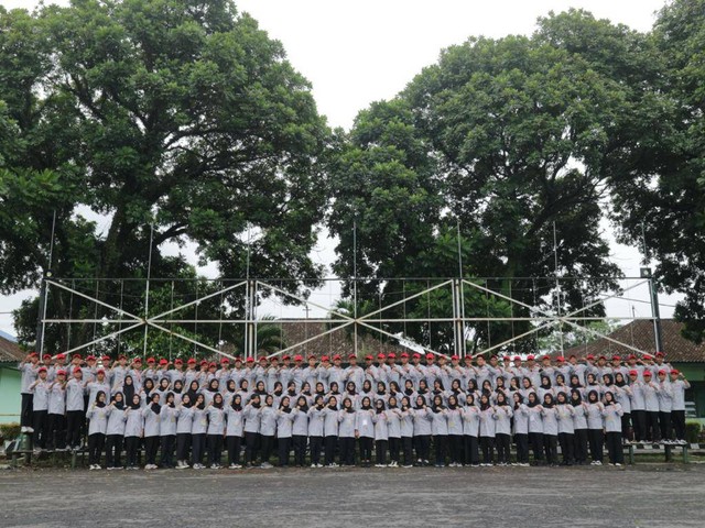 Foto bersama setelah acara kegiatan LKP: Dok Pribadi