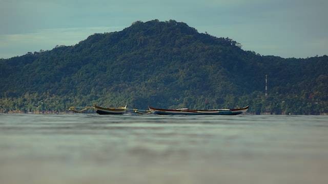 Ilustrasi jawaban dari pertanyaan provinsi yang beribukota Ambon, sumber foto ALVENSIA ANGELA on Unsplash