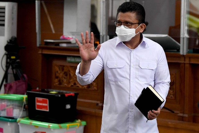 Terdakwa kasus pembunuhan berencana Brigadir Yosua Hutabarat, Ferdy Sambo tiba untuk menjalani sidang lanjutan di Pengadilan Negeri Jakarta Selatan, Jakarta, Selasa (20/12/2022).  Foto: Sigid Kurniawan/ANTARA FOTO