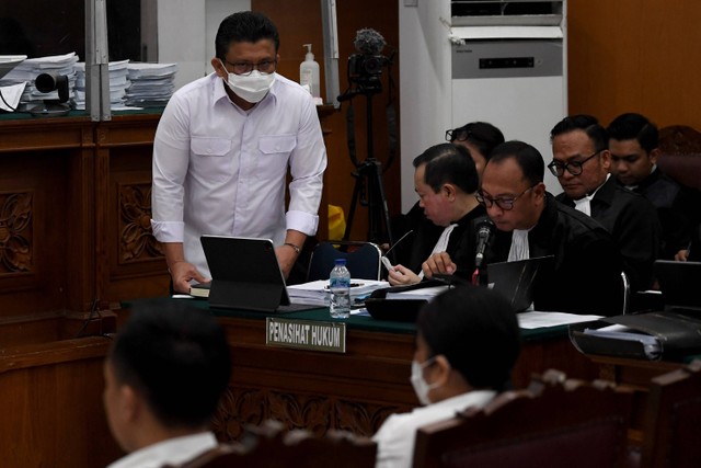 Terdakwa kasus pembunuhan berencana Brigadir Yosua Hutabarat, Ferdy Sambo menjalani sidang lanjutan di Pengadilan Negeri Jakarta Selatan, Jakarta, Selasa (20/12/2022).  Foto: Sigid Kurniawan/ANTARA FOTO