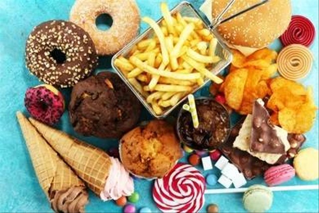 Ilustrasi gambar junkfood, foto : shutterstock.com