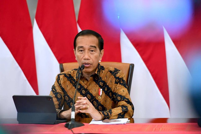 Presiden Joko Widodo umumkan kebijakan pelarangan Ekspor Bauksit di Istana Negara, Jakarta, Rabu (21/12/2022). Foto: Muchlis Jr/Biro Pers Sekretariat Presiden