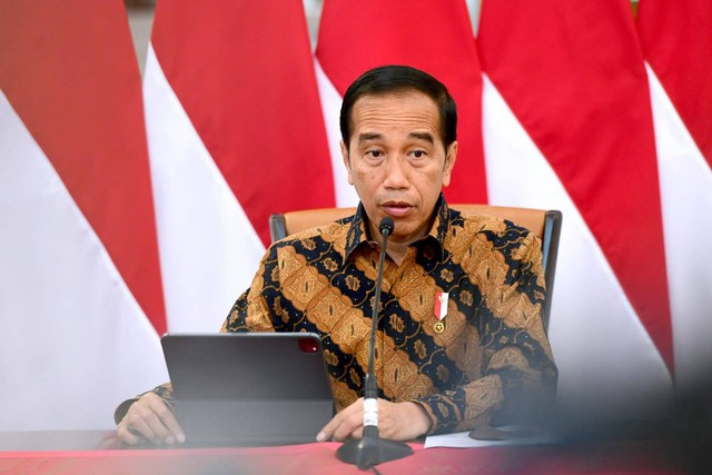 Presiden Joko Widodo umumkan kebijakan pelarangan Ekspor Bauksit di Istana Negara, Jakarta, Rabu (21/12/2022). Foto: Muchlis Jr/Biro Pers Sekretariat Presiden