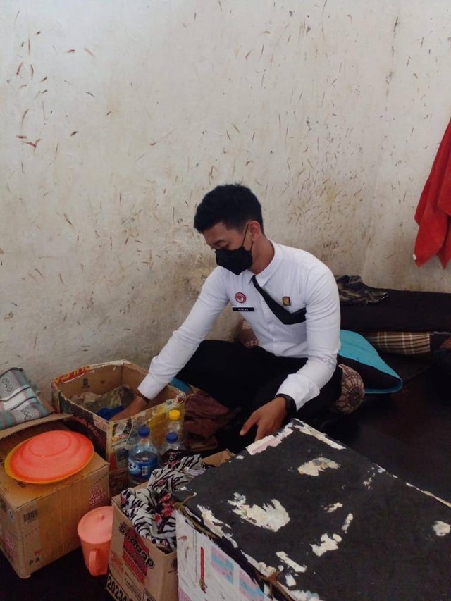 Penggeledahan Kamar Hunian WBP Rutan Pekalongan (doc. Rutan Pekalongan)