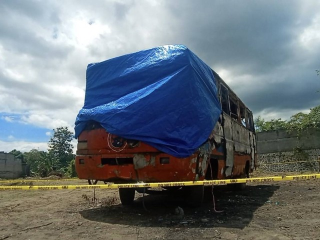 Dianggap Angker, Bus Berlogo PDIP Dibakar Bocah SD di Blitar